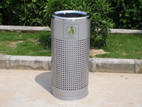 <b>不锈钢垃圾桶A1001</b>