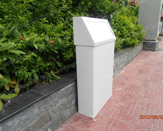 壁挂式垃圾桶